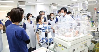 小児呼吸器疾患診療を牽引東医療センター新生児科