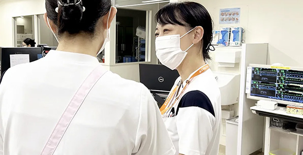 画像:認知症看護の看護師