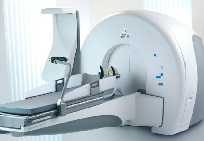 ガンマナイフ治療